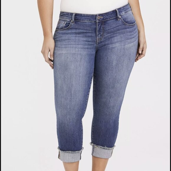 Torrid Boyfriend Crop Jeans Size 18 - Picture 1 of 5